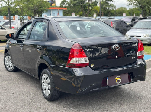 Toyota Etios 1.5 X PLUS SEDAN 16V