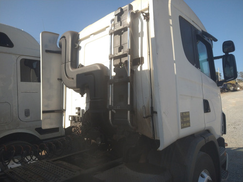 Imagem 5 de 8 de Scania G420 6x2 2010