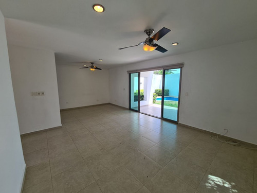 Imagen 2 de 24 de Casa En Renta De 3 Recámaras Y Piscina En Palmerales De Alta