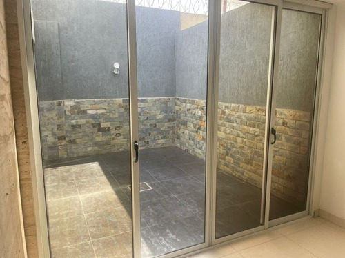 Imagen 5 de 11 de Hermoso Town House En Excelente Conjunto Residencial Listo Para Ocupar