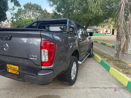 Nissan Frontier 2.5l Automática Diésel 4x4