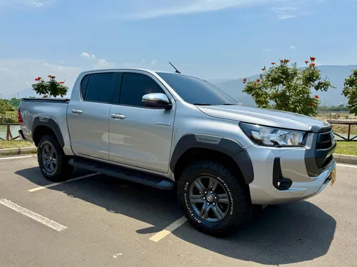 Toyota Hilux 2.7 Gasolina 4x4