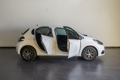 Peugeot 208 1.5 Active