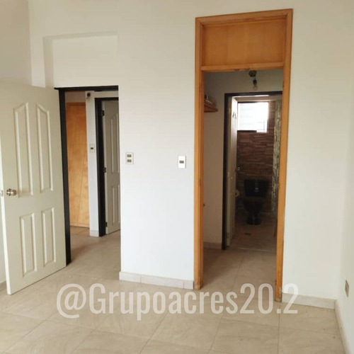 Imagen 10 de 13 de Grupo Acres 20.2 Vende Bello Town House A Estrenar Loma Magia Khx