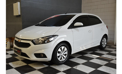 Chevrolet Onix Onix 1.0 MPFI LT 8V FLEX 4P MANUAL