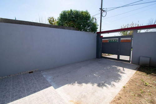 Imagen 5 de 30 de Duplex Tipo Casa Venta -165 Mts 2 Terreno-cochera - Berisso
