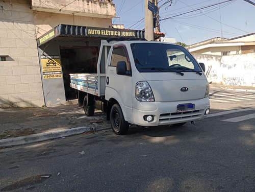 Kia Bongo 2.5 Std 4x2 Rs Turbo C/ Carroceria 2p