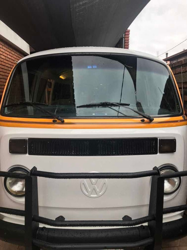 Volkswagen Kombi Vidriada