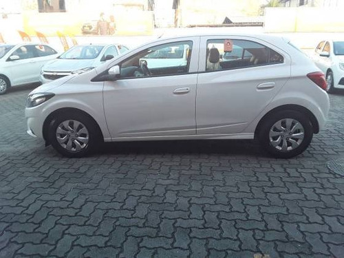 Chevrolet Onix 1.0 Mpfi Lt 8v Flex 4p Manual