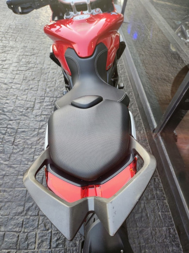 Imagen 15 de 25 de Mv Agusta Turismo Veloce 800 - No Ducati, No Triumph, Mi
