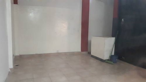 Excelentes Locales Comerciales En Pleno Centro De La Ciudad!