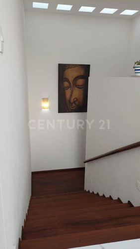 Casa En Venta, Col. Celanese, Coatzacoalcos Ver.