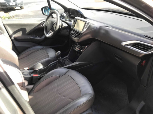 Imagen 7 de 11 de Peugeot 2008 2017 1.6 Feline