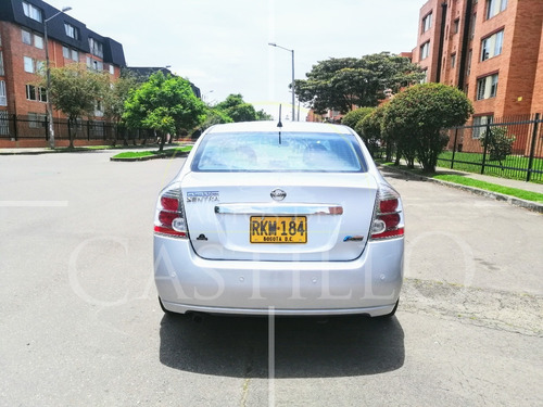 Sentra 2.0 Sl Excelente Estado