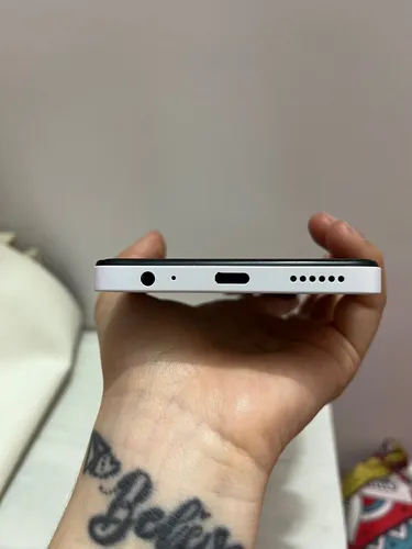 Celular Tecno Spark 10 Pro Dual Sim 256gb/8gb Blanco (Usado)