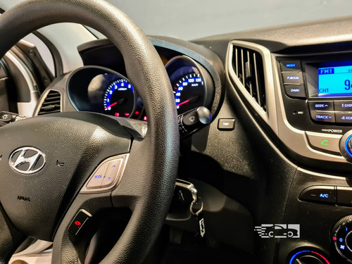 Imagem 14 de 15 de Hyundai Hb20s 1.0 Comfort Plus 12v Flex 4p Manual