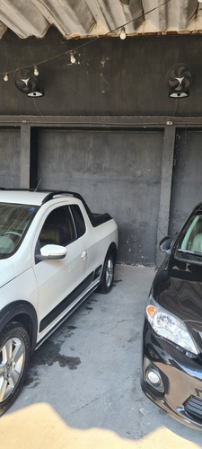 Imagem 1 de 11 de Volkswagen Saveiro 1.6 Cross Cab. Estendida Total Flex 2p