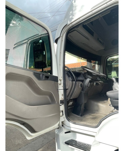 Volkswagen 25.420 Constellation 6x2 2p (diesel)(e5)