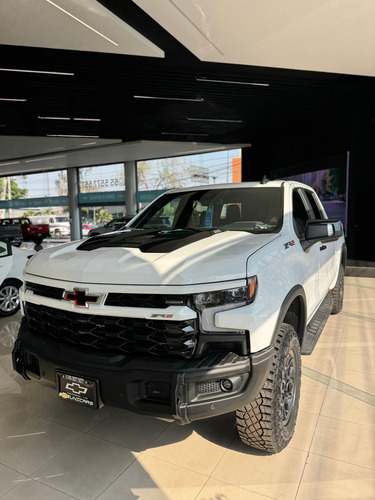 Chevrolet Cheyenne 6.2 Doble Cab Zr2 Bison 4X4 At