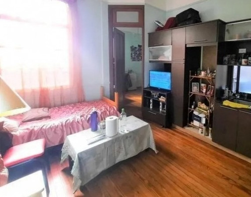 Imagen 3 de 8 de Venta Departamento 2 Amb En Rincon 300 Balvanera
