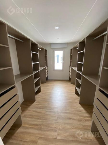 Imagen 12 de 30 de Excelente Casa Moderna En Exclusivo Barrio Rumenco.
