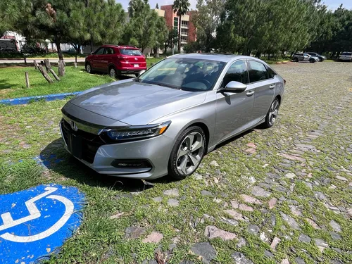 Honda Accord 2.0 Touring At