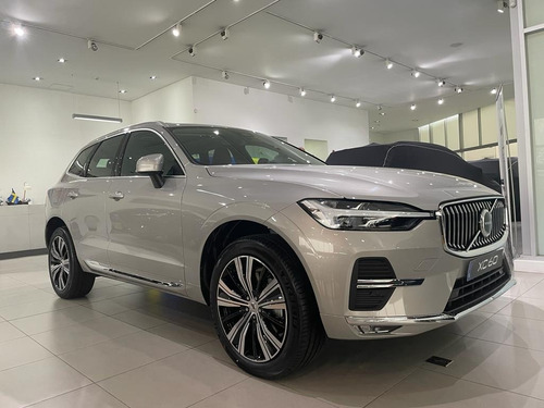 Imagen 8 de 15 de Volvo Xc60 Ultimate B6