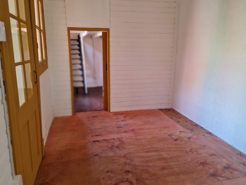 Casa 3 Dormitorios En Pasaje Cerrado, Estacion Central