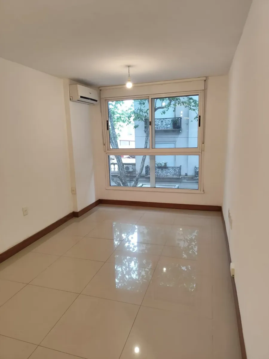 Lr Propiedades Alquila Monoambiente En Centro · Foto 3