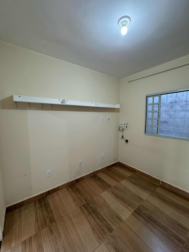 Casa Reformada Com 2 Quartos E 2 Banheiros No Morro Da Cruz