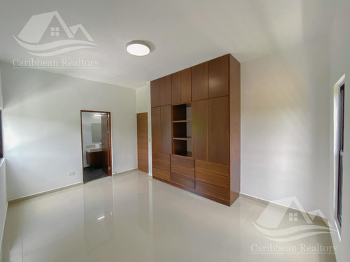 Casa En Residencial Vía Cumbres Cancún