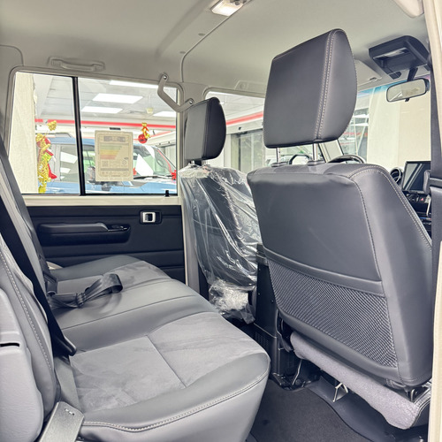 Toyota Hembrita Land Cruiser Lc79lxz Automática