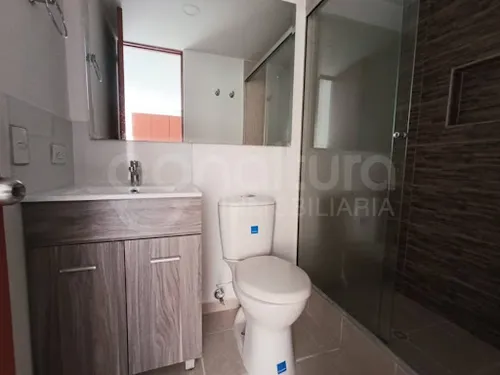Apartamento En Arriendo Los Colores 472-7194