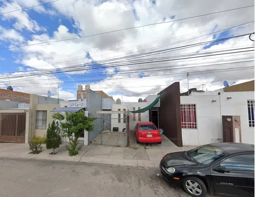 Venta De Casa En Recuperacion, Calle Federico Mendez, Aguascalientes. Sh05