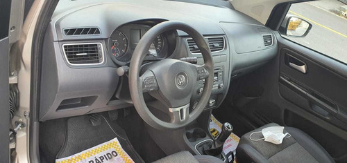 Imagem 14 de 15 de Volkswagen Fox 2013 1.6 Vht Trend Total Flex 5p