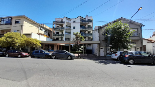 Venta 2 Cocheras , Zona Chauvin