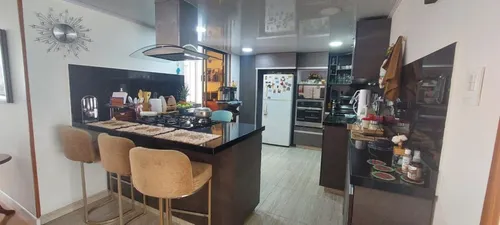 Casa En Venta En Los Andes. Cod V11724