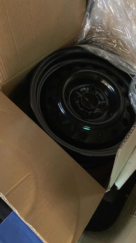 Imagen 9 de 11 de Trailer Con Tapa Y Soporte Para 5 Bicicletas