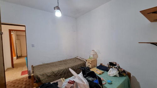 Casa 2 Dormitorios En San Clemente Del Tuyú Con Departamento Independiente Al Frente