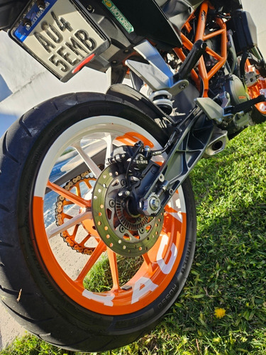 Imagen 18 de 24 de Ktm Duke 390