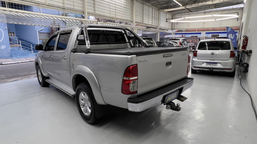 Toyota Hilux 2.7 SR 4X2 CD 16V FLEX 4P AUTOMÁTICO