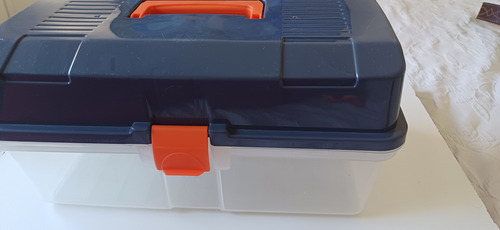 Caja Plástico Colombiano Poco Uso. 3 Pisos. C Manija. Plateado (Usado)