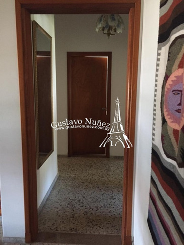 Excelente Chalet En Zona Céntrica De Piriápolis.- Ref: 3222