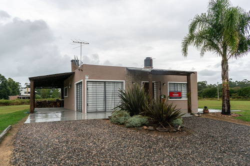 Casa De Dos Dormitorios En Venta Punta Negra - Piriapolis (ref: Atm-6526)