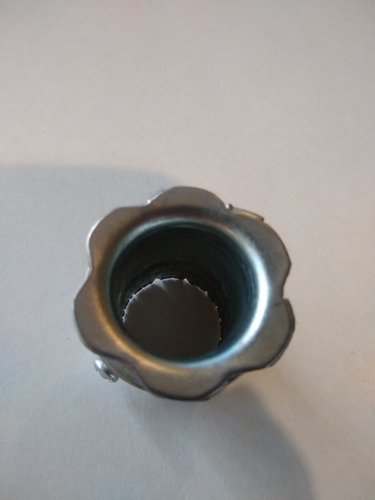 Imagen 1 de 4 de Conector Chapa De Hierro 7/8 50 Unidades
