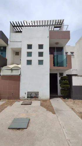 Casa En Venta En Priv. San Gabriel, Arboledas De Jacarandas, S.l.p.