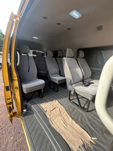 Toyota Hiace 2.7 Bus 15 Pas Mt