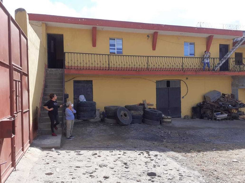 Se Vende Predio Grande