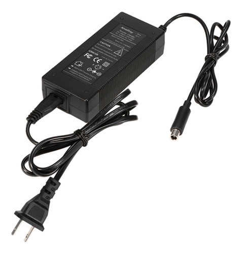 A Adaptador De Corriente Del Cargador Del Dispositivo Usb
