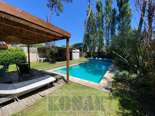 Kosak Punta Del Este Venta Impecable Casa 3 /4 Dorm, Lugano Piscina Climatizada  Jardín